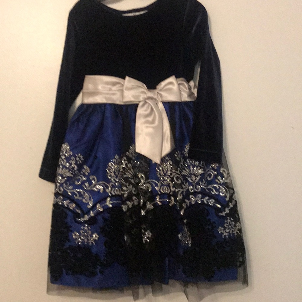 Girl dress
